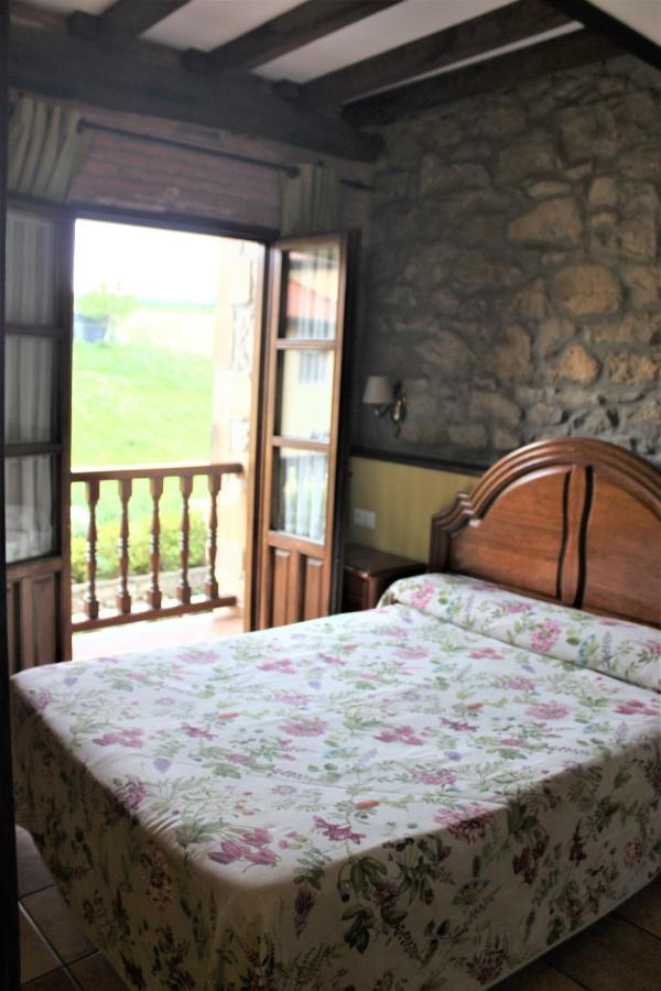 Bed and Breakfast La Venta de Quijas Exterior foto